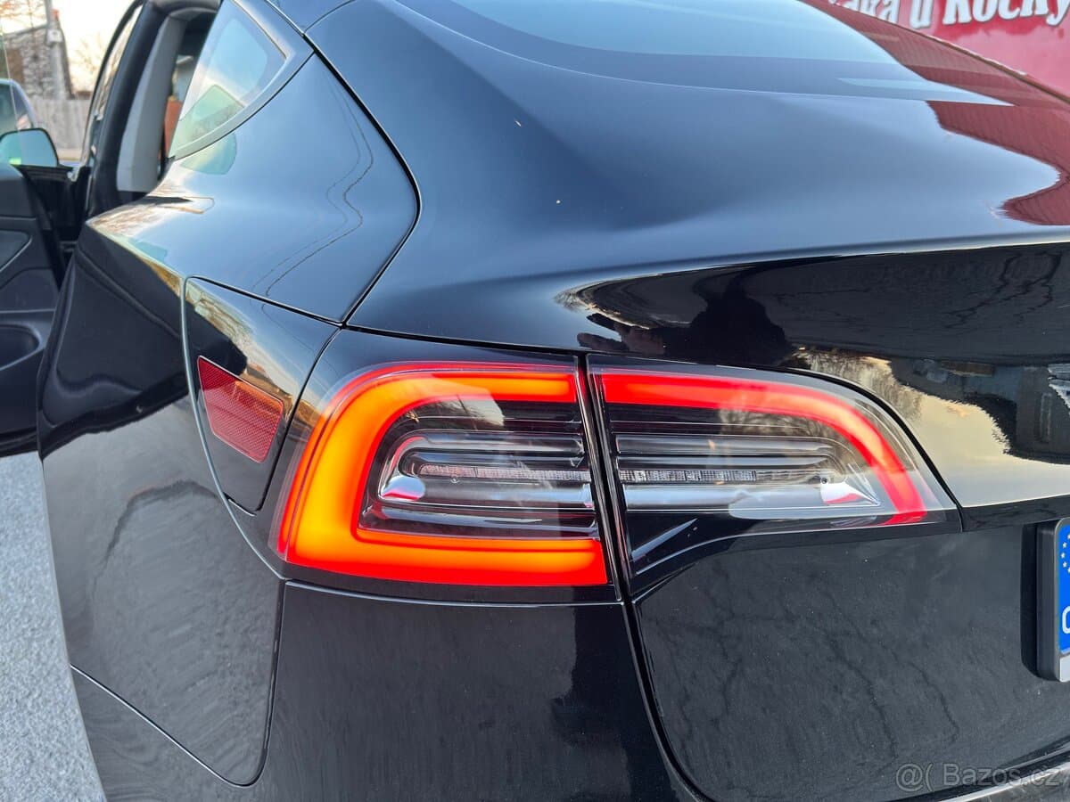 2021 Tesla MODEL 3 - 16
