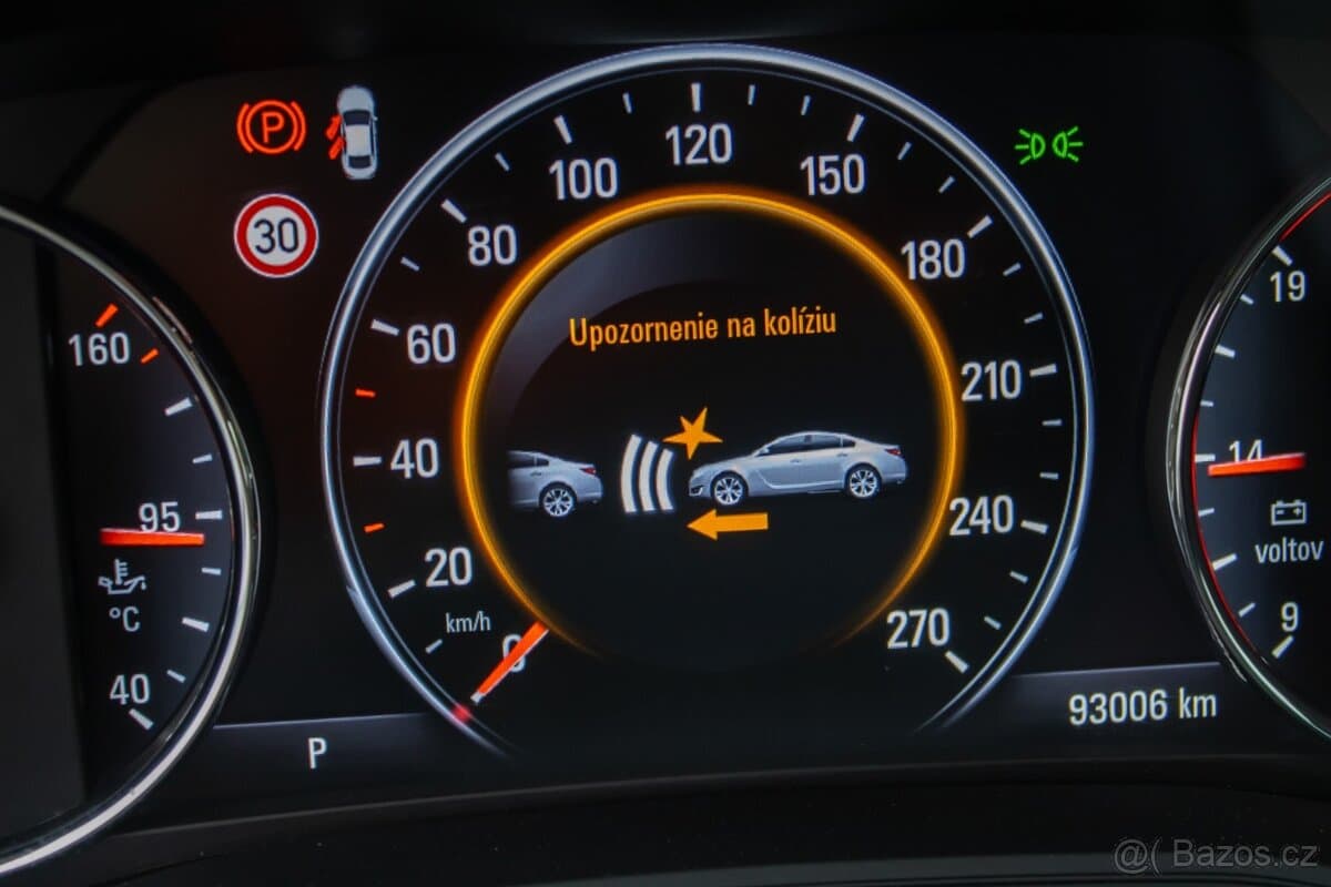 2018 Opel INSIGNIA - 16