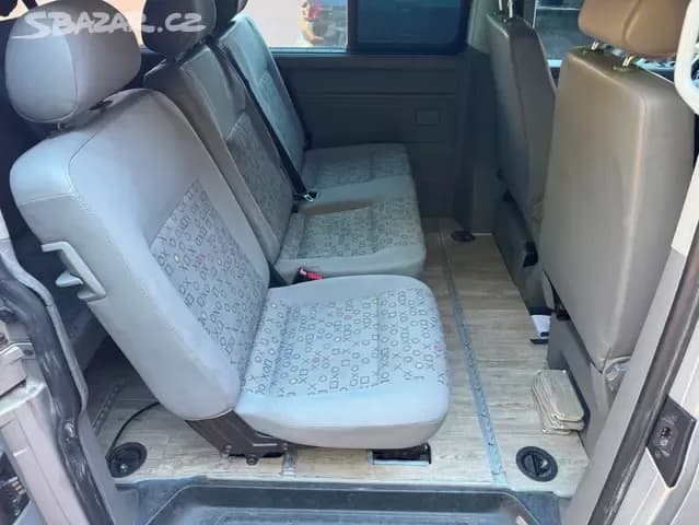 2009 Volkswagen CARAVELLE - 16