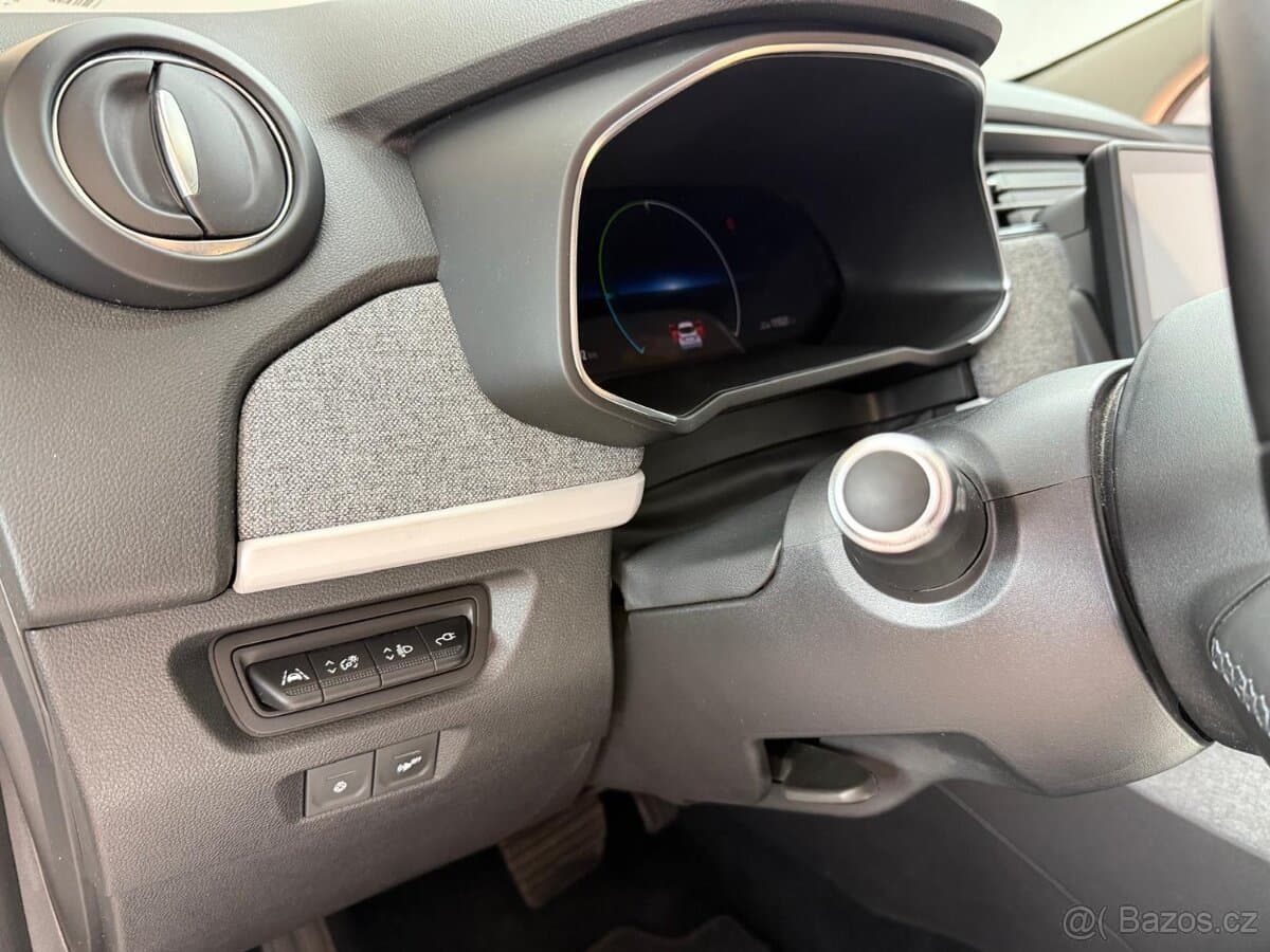 2020 Renault ZOE - 16