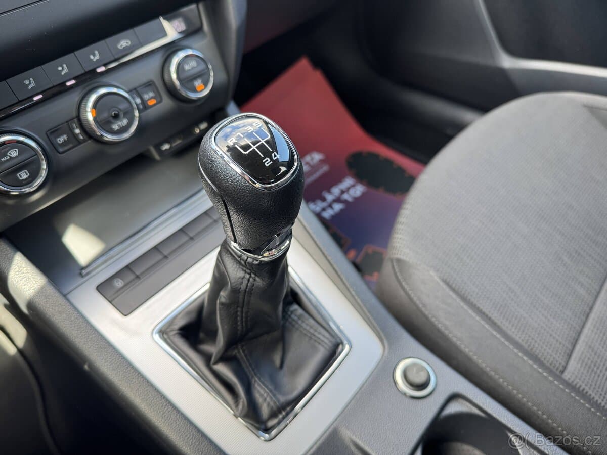 2014 Škoda OCTAVIA - 16