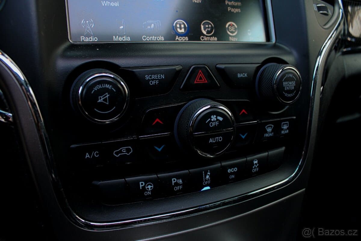 2017 Jeep CHEROKEE - 16