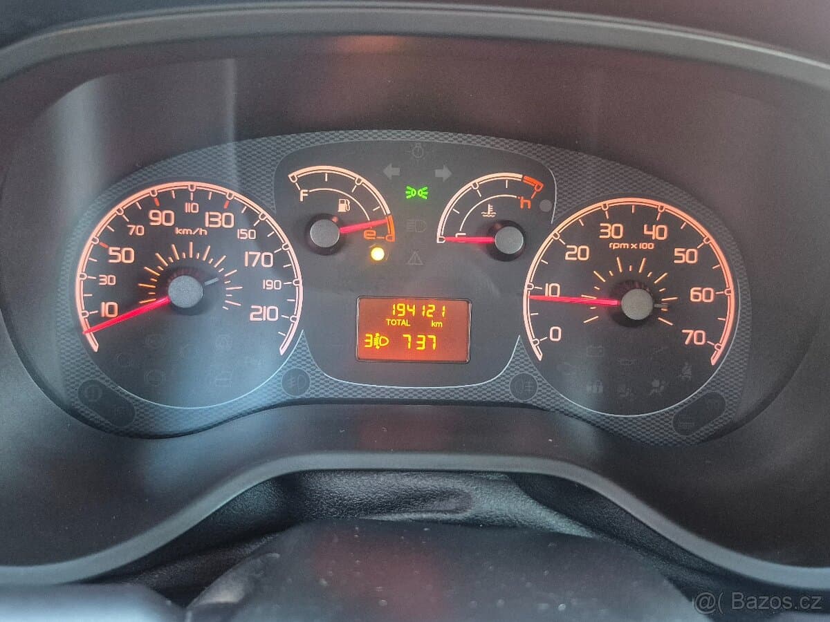 2010 Fiat DOBLO - 16