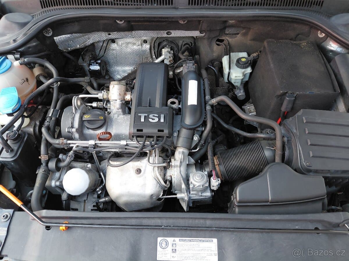 2012 Volkswagen JETTA - 16