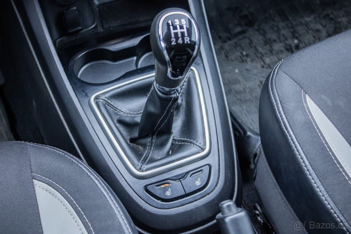 2019 Lada VESTA - 16