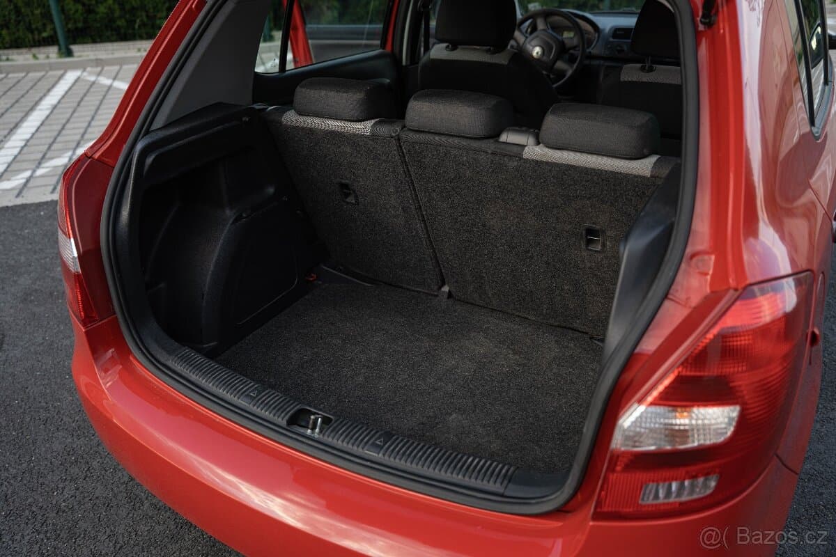 2012 Škoda FABIA - 16