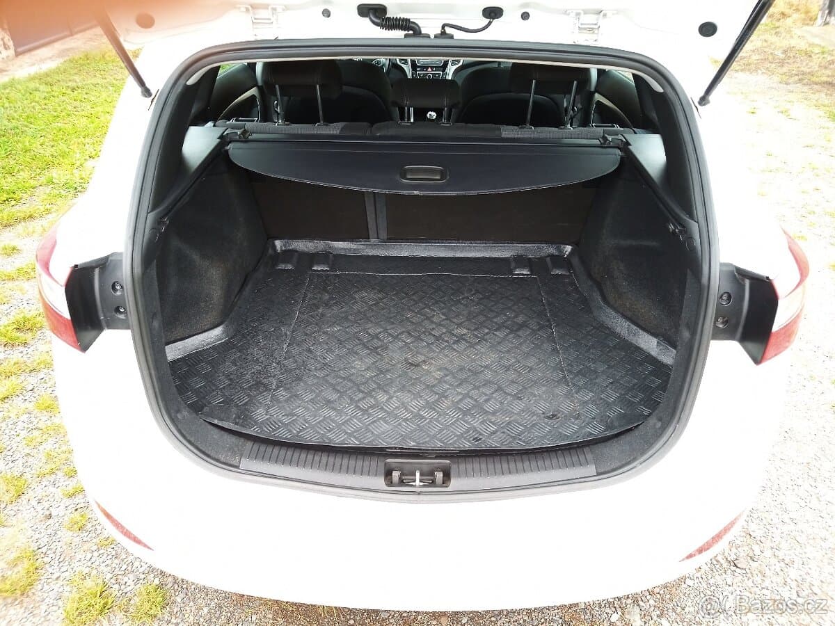 2013 Hyundai i30 - 16