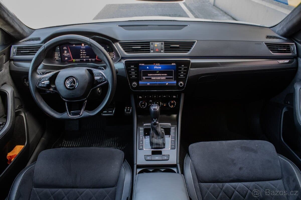 2019 Škoda SUPERB - 16