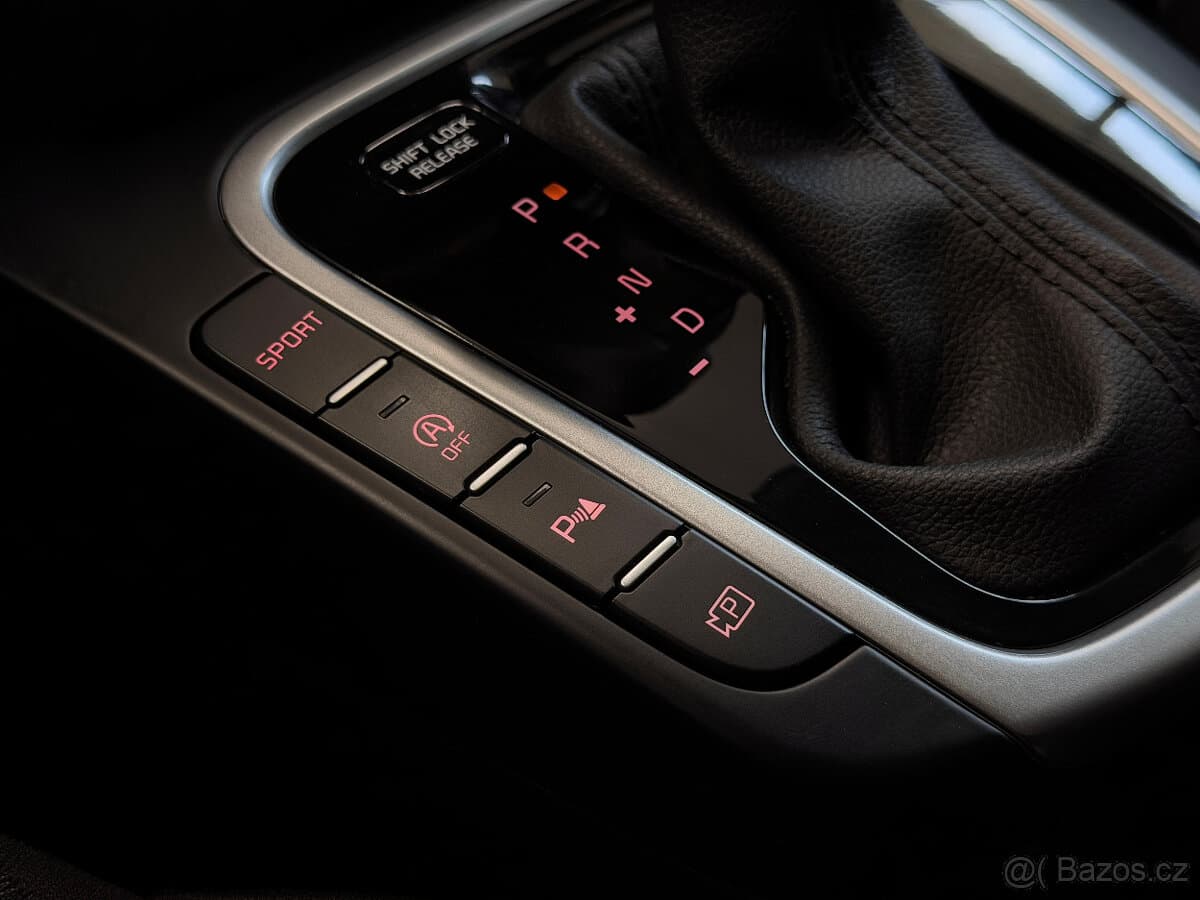 2023 Kia CEE'D - 16