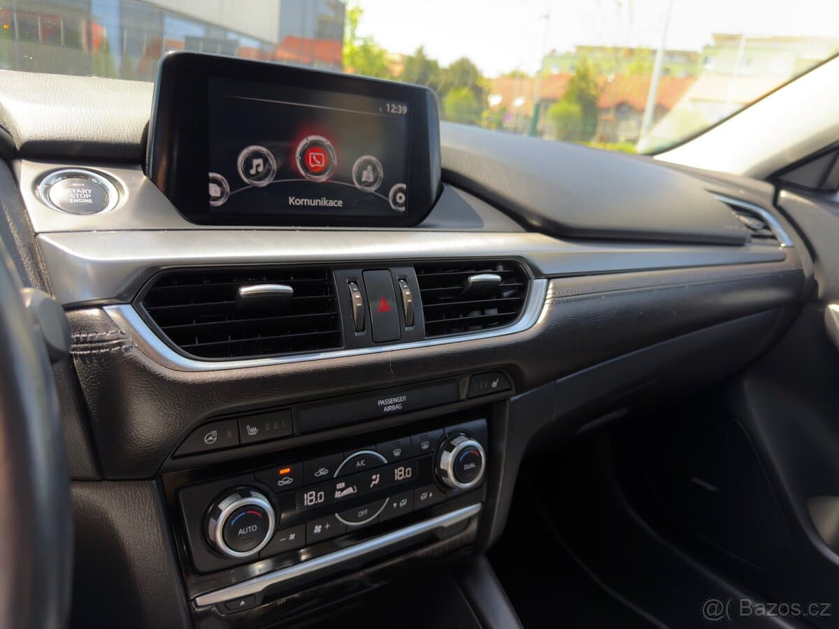 2018 Mazda 6 - 16