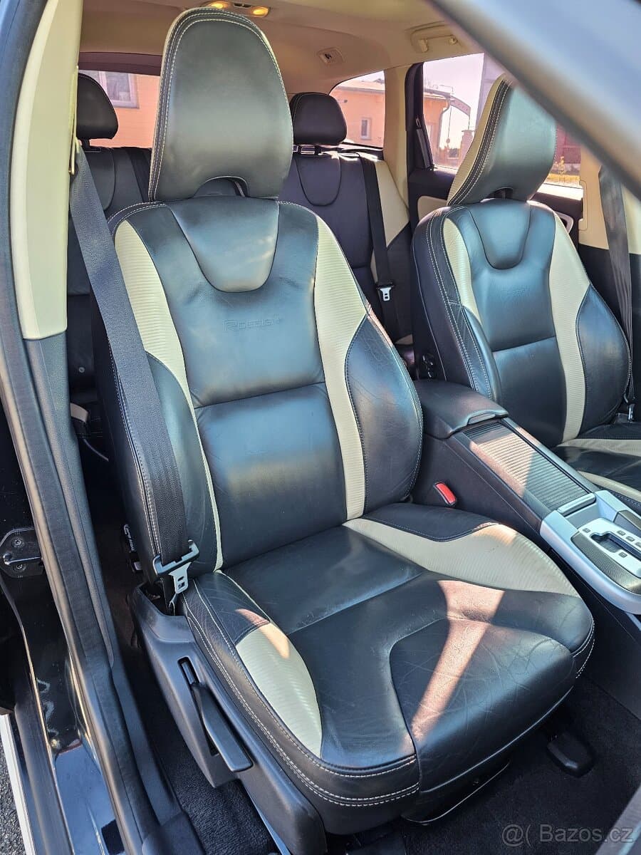 2011 Volvo XC60 - 16