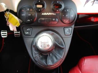 2011 Fiat 500 - 16
