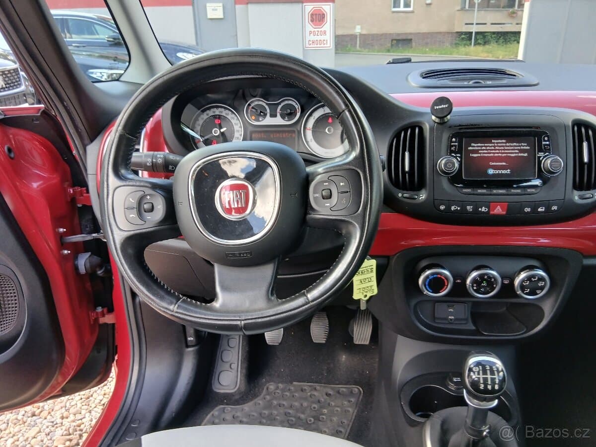 2014 Fiat 500L - 16