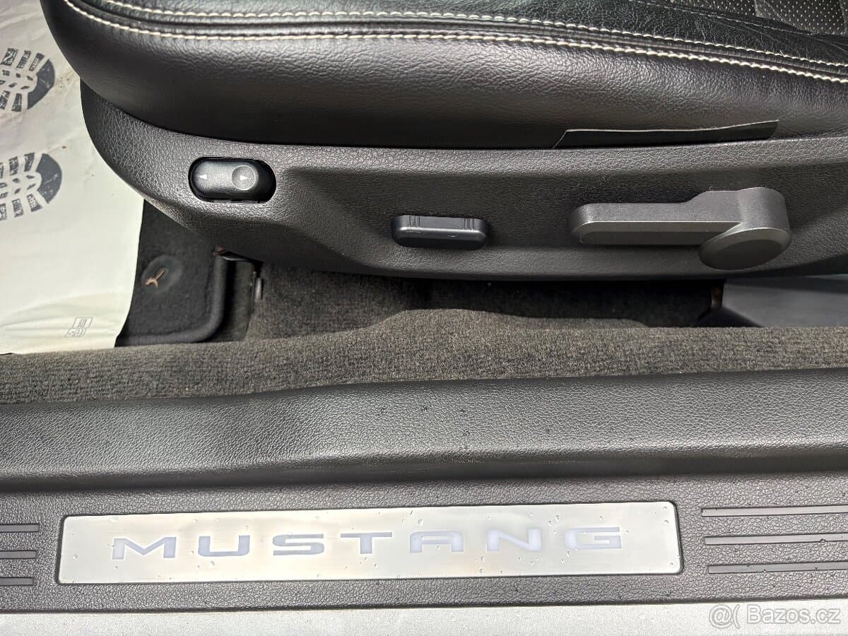2014 Ford MUSTANG - 16