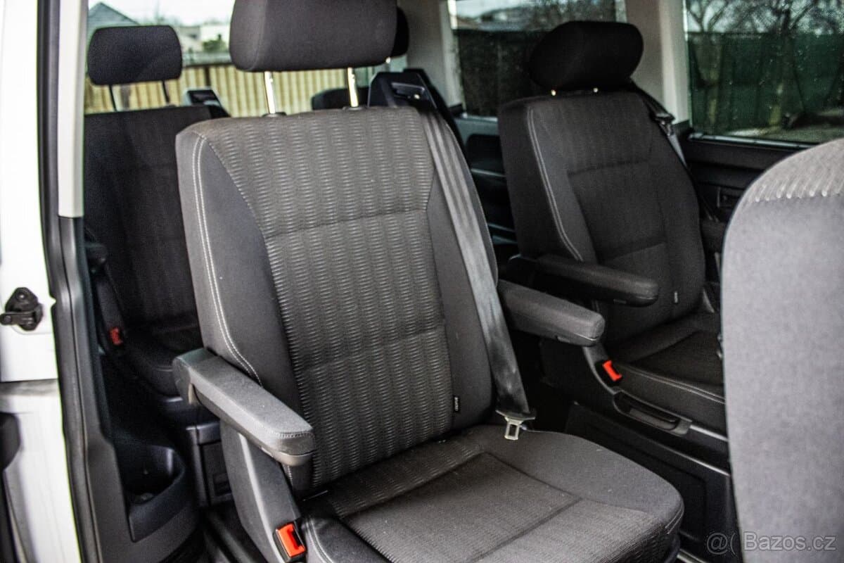 2019 Volkswagen MULTIVAN - 16