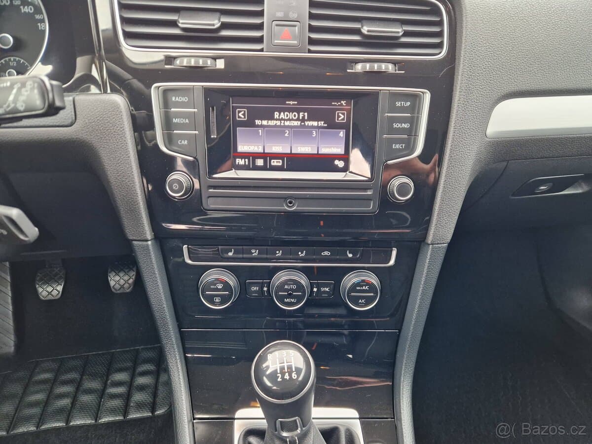 2014 Volkswagen GOLF - 16