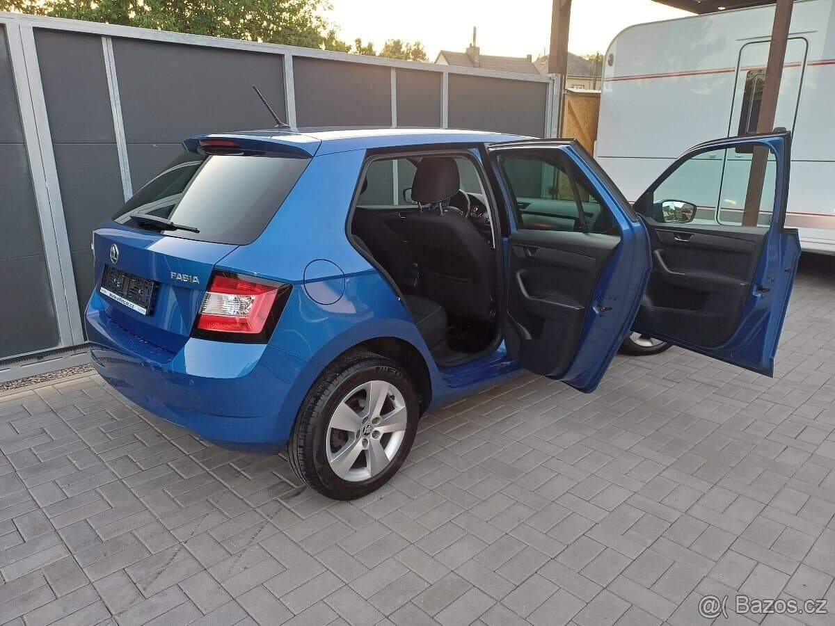 2016 Škoda FABIA - 16