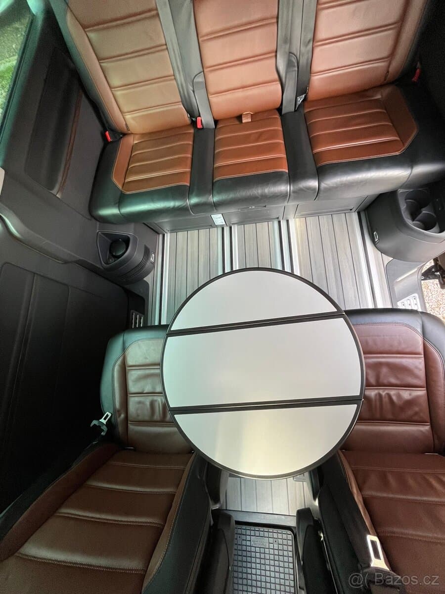2020 Volkswagen MULTIVAN - 16
