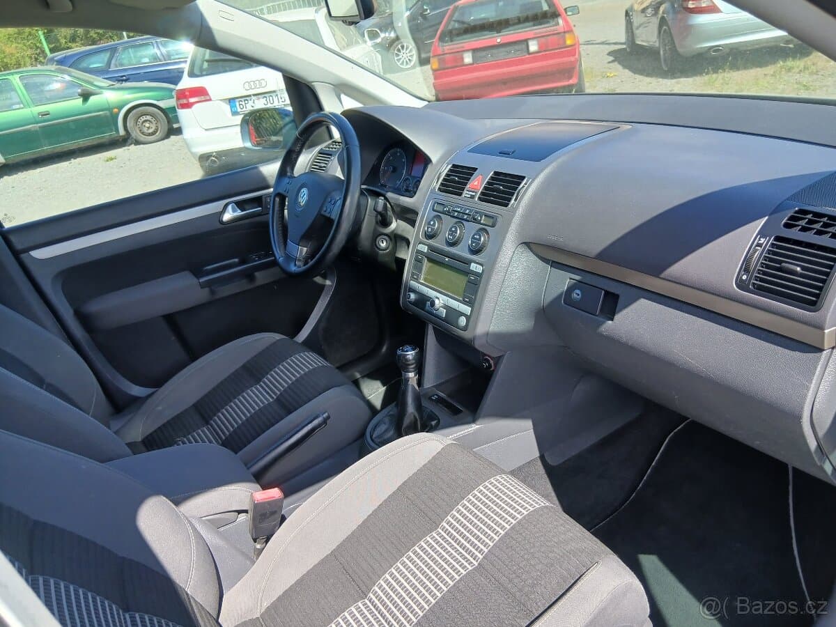 2008 Volkswagen TOURAN - 16