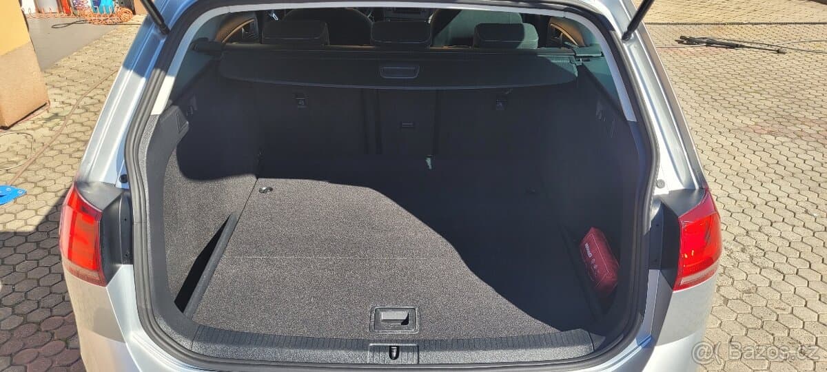 2016 Volkswagen GOLF - 16