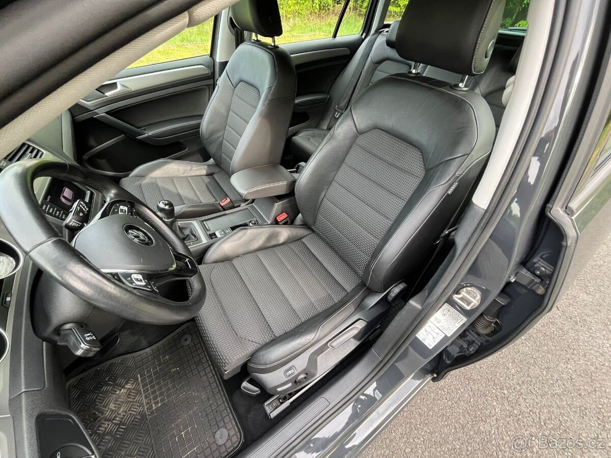 2016 Volkswagen GOLF - 16