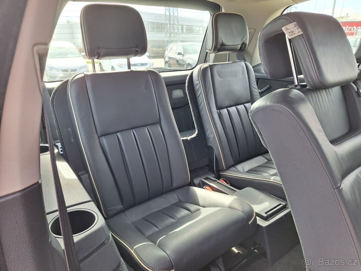 2010 Volvo XC90 - 16