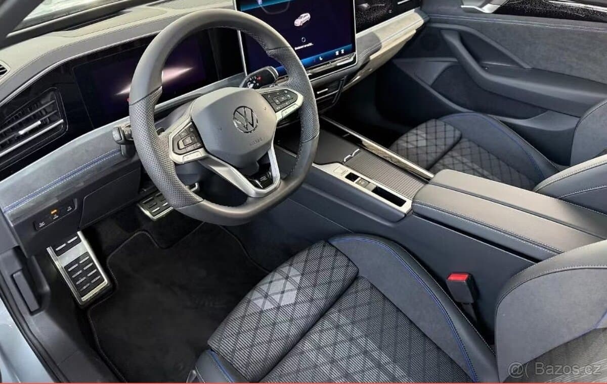 Volkswagen PASSAT - 16