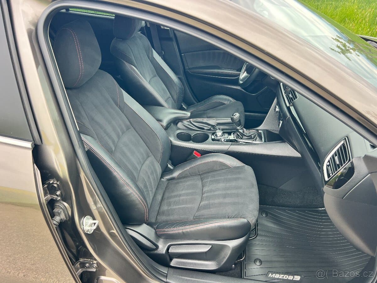 2016 Mazda 3 - 16