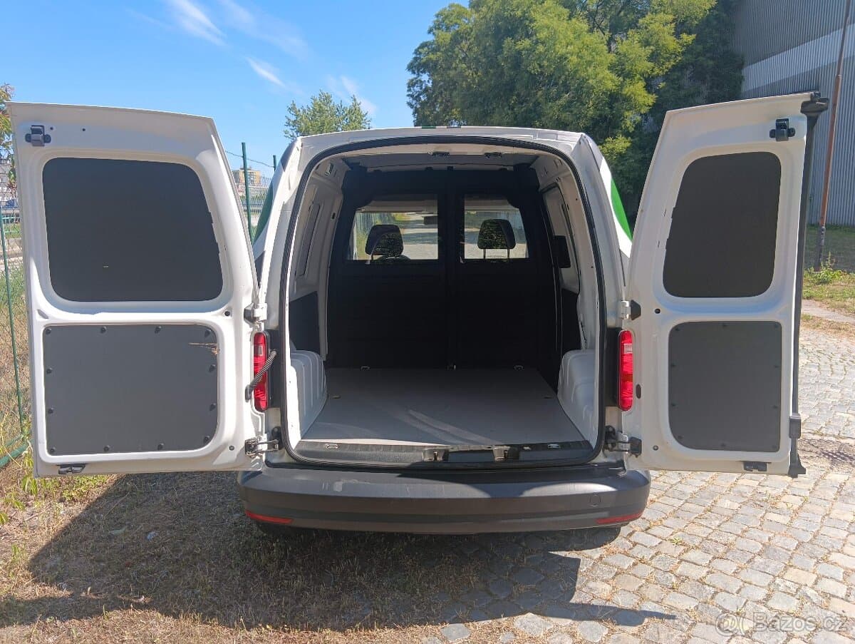 2020 Volkswagen CADDY - 16
