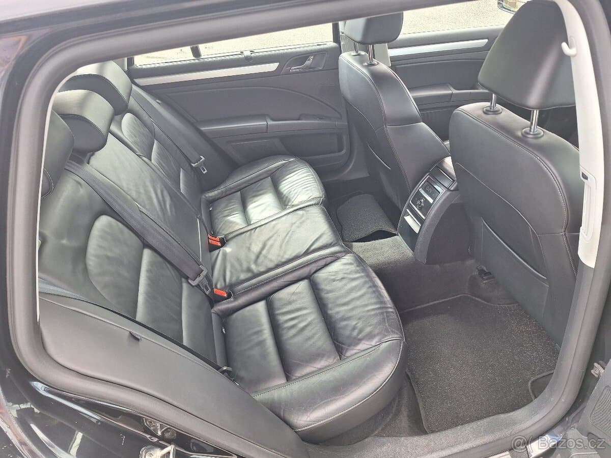 2010 Škoda SUPERB - 16