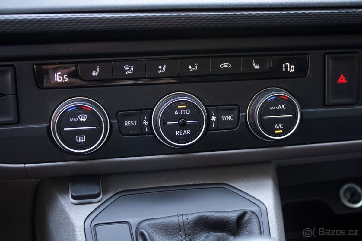 2021 Volkswagen CARAVELLE - 16