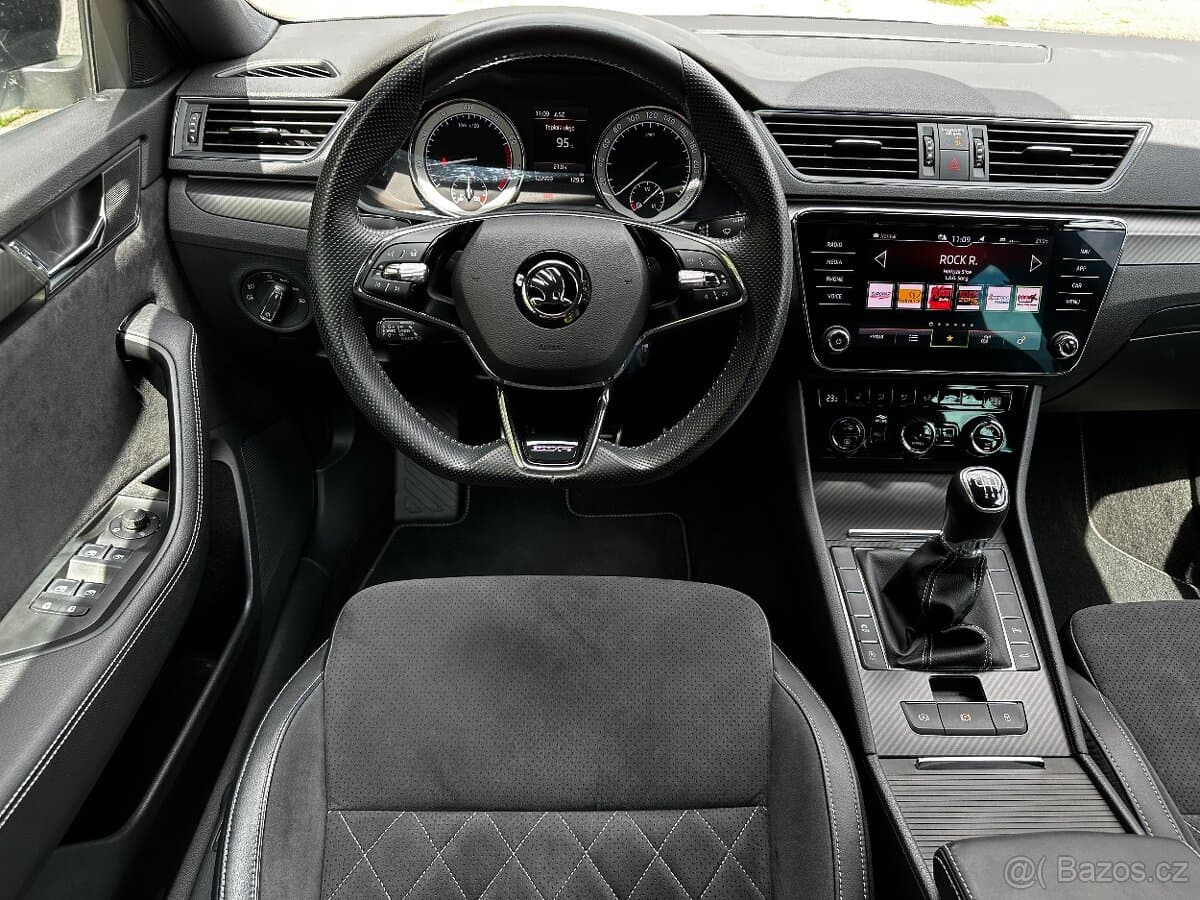 2021 Škoda SUPERB - 16