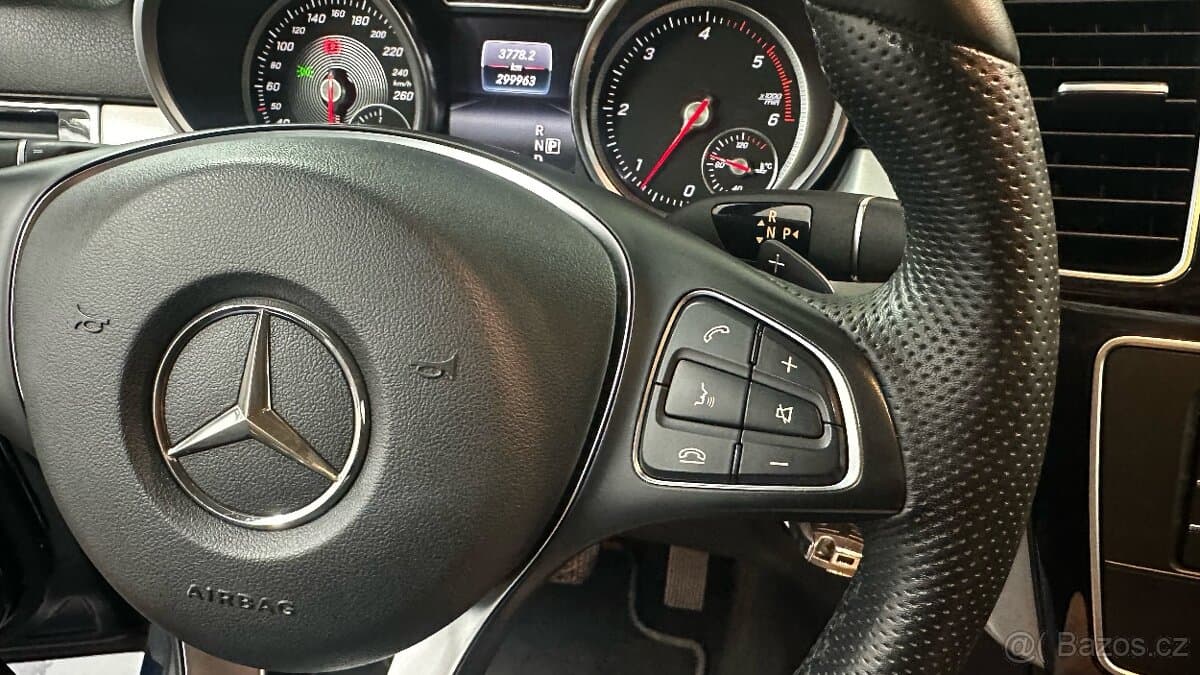 2016 Mercedes-Benz GLE - 16