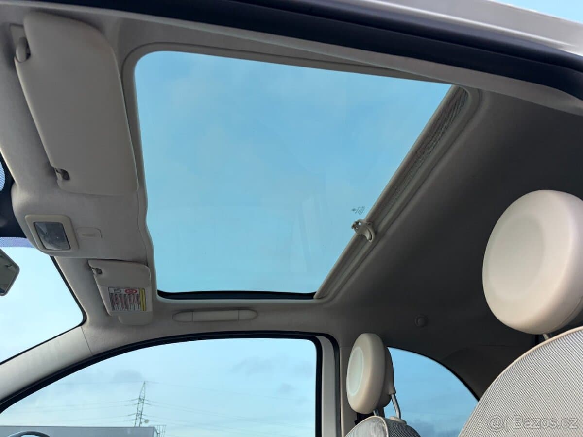 2011 Fiat 500 - 16