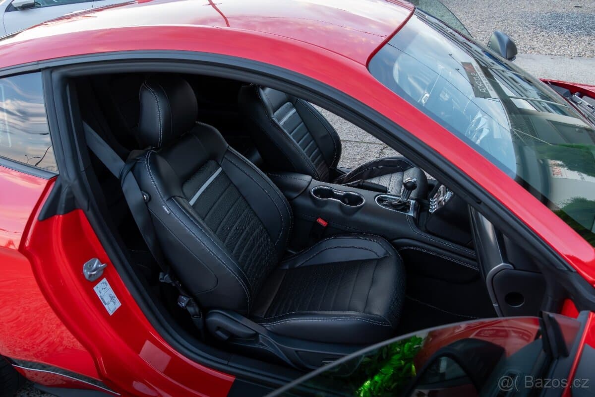 2023 Ford MUSTANG - 16