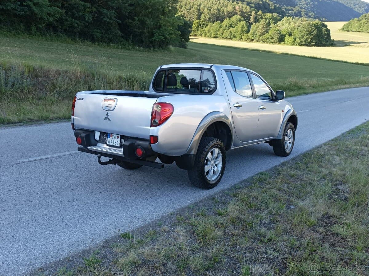 2009 Mitsubishi OSTATNÍ - 16