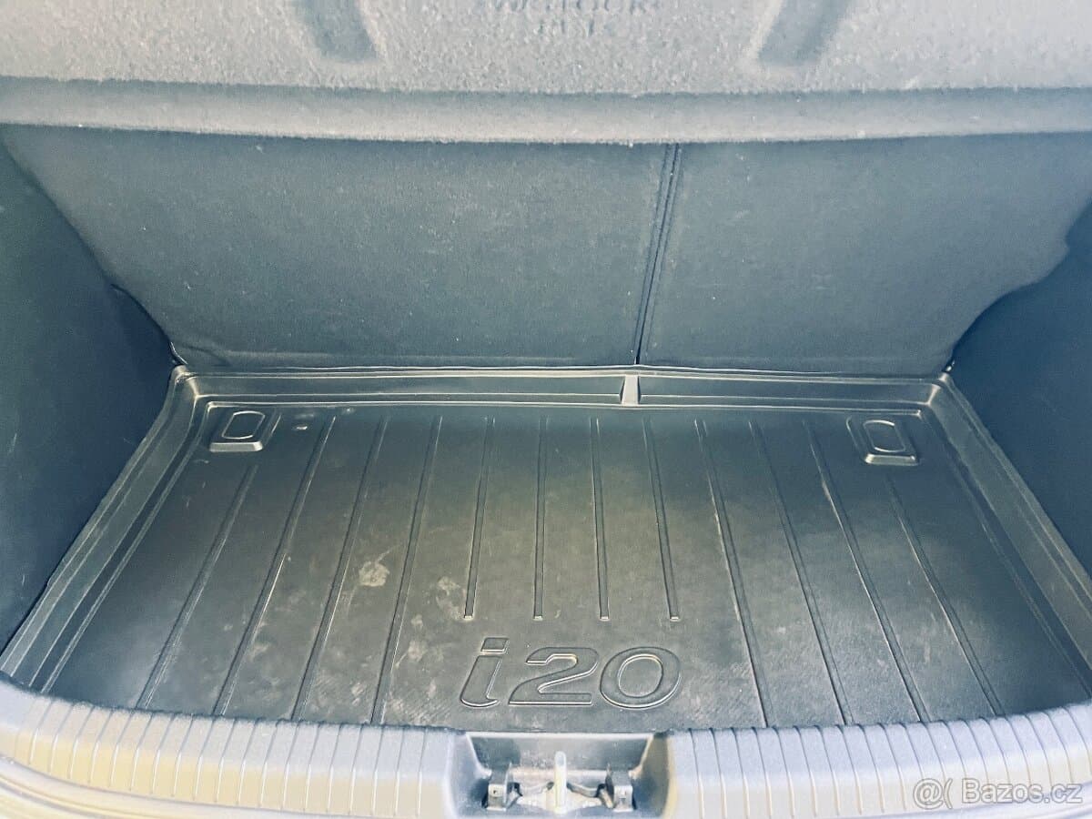 2010 Hyundai i20 - 16