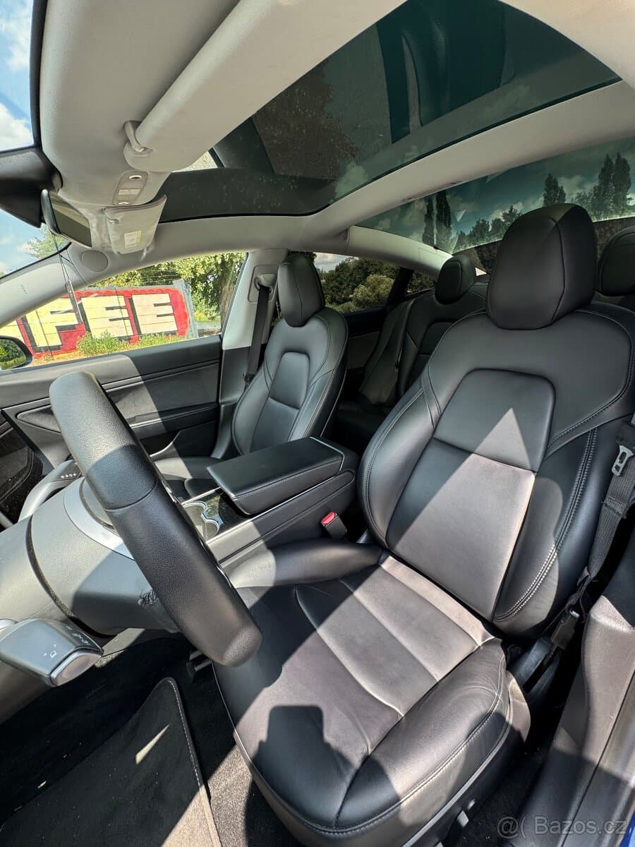 2019 Tesla MODEL 3 - 16