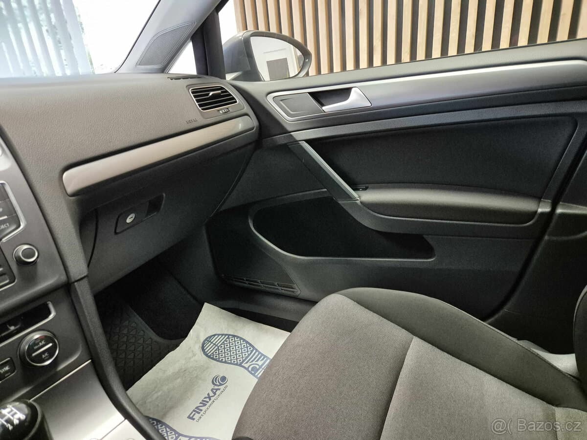 2016 Volkswagen GOLF - 16
