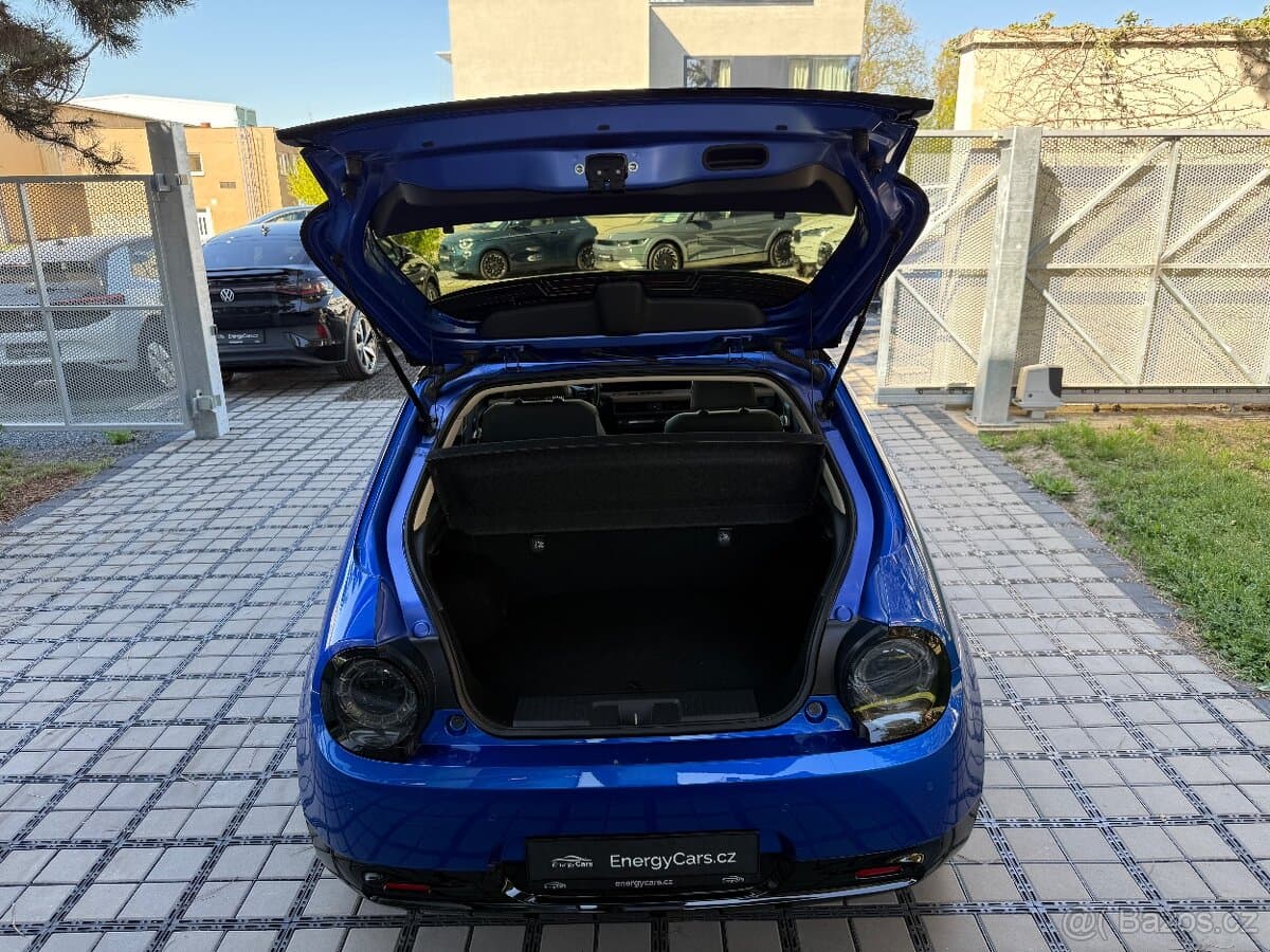 2021 Honda e - 16