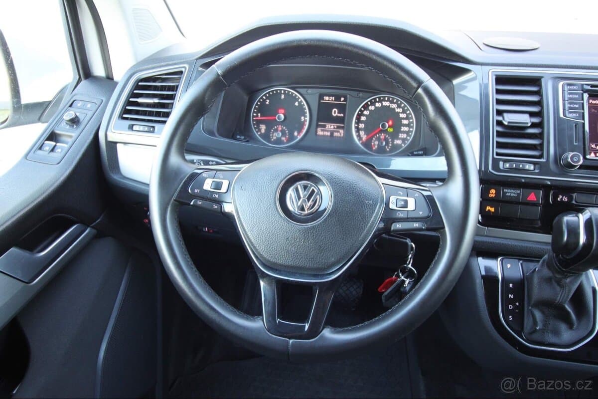 2018 Volkswagen MULTIVAN - 16