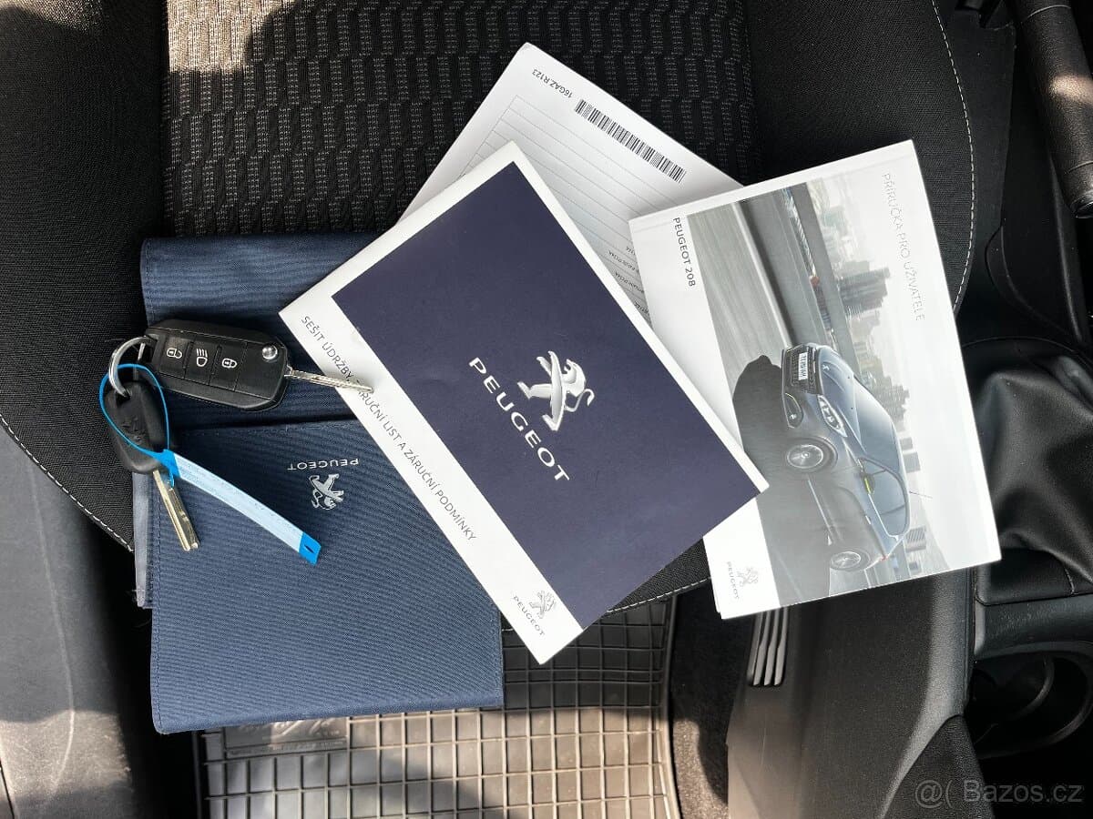 2016 Peugeot 208 - 16