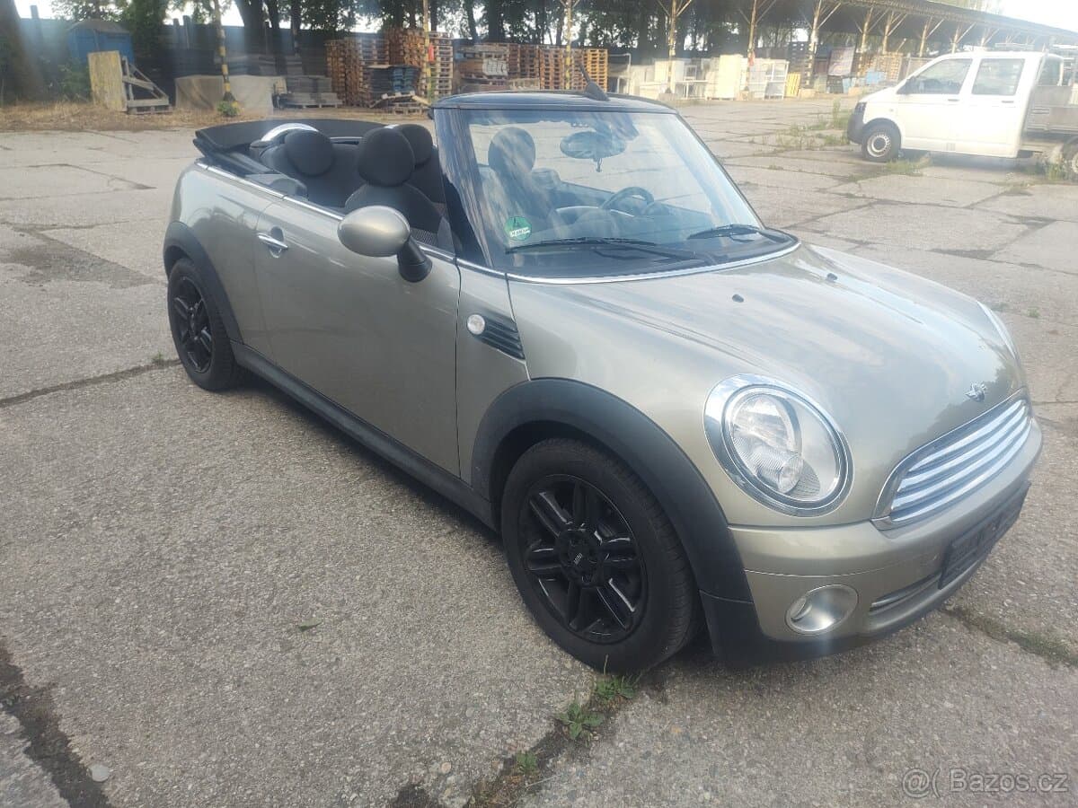 2010 Mini COOPER - 16