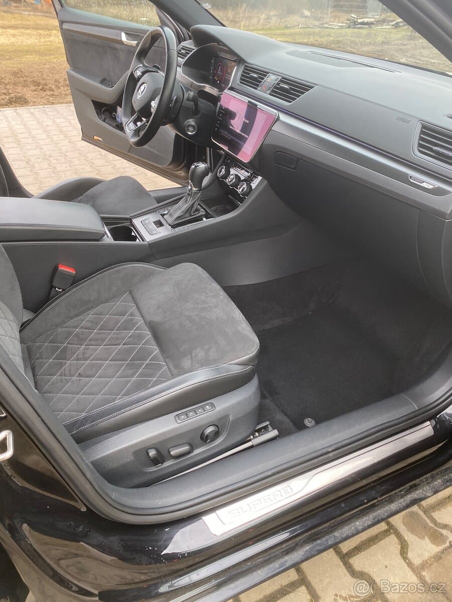 2021 Škoda SUPERB - 16
