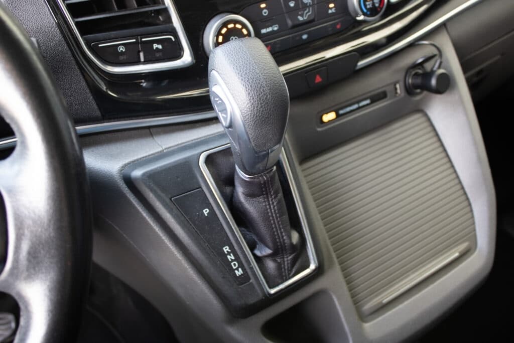 2019 Ford TOURNEO - 16