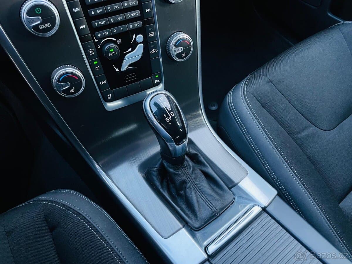 2014 Volvo XC60 - 16