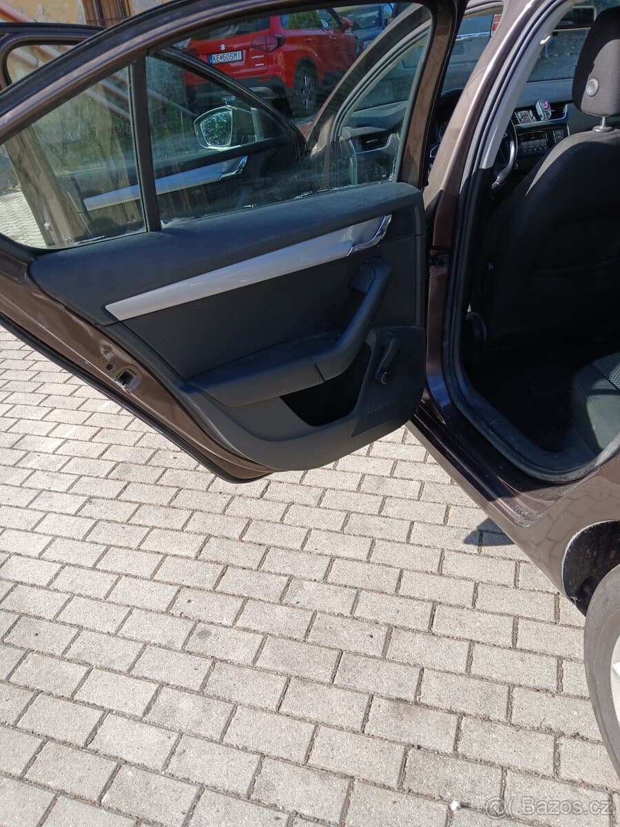 2014 Škoda OCTAVIA - 16