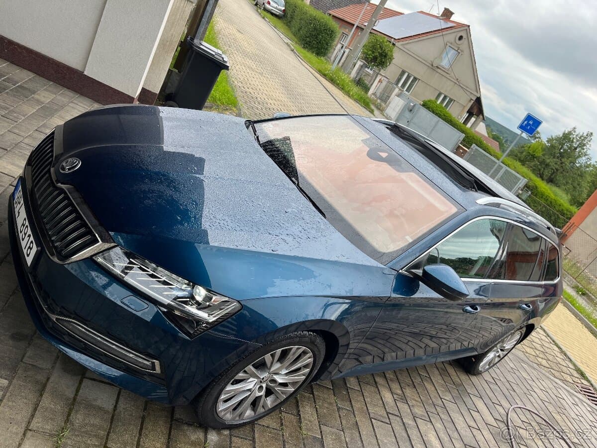 2021 Škoda SUPERB - 16