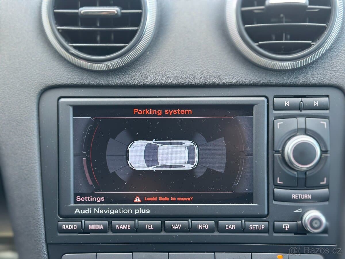 2010 Audi S3 - 16