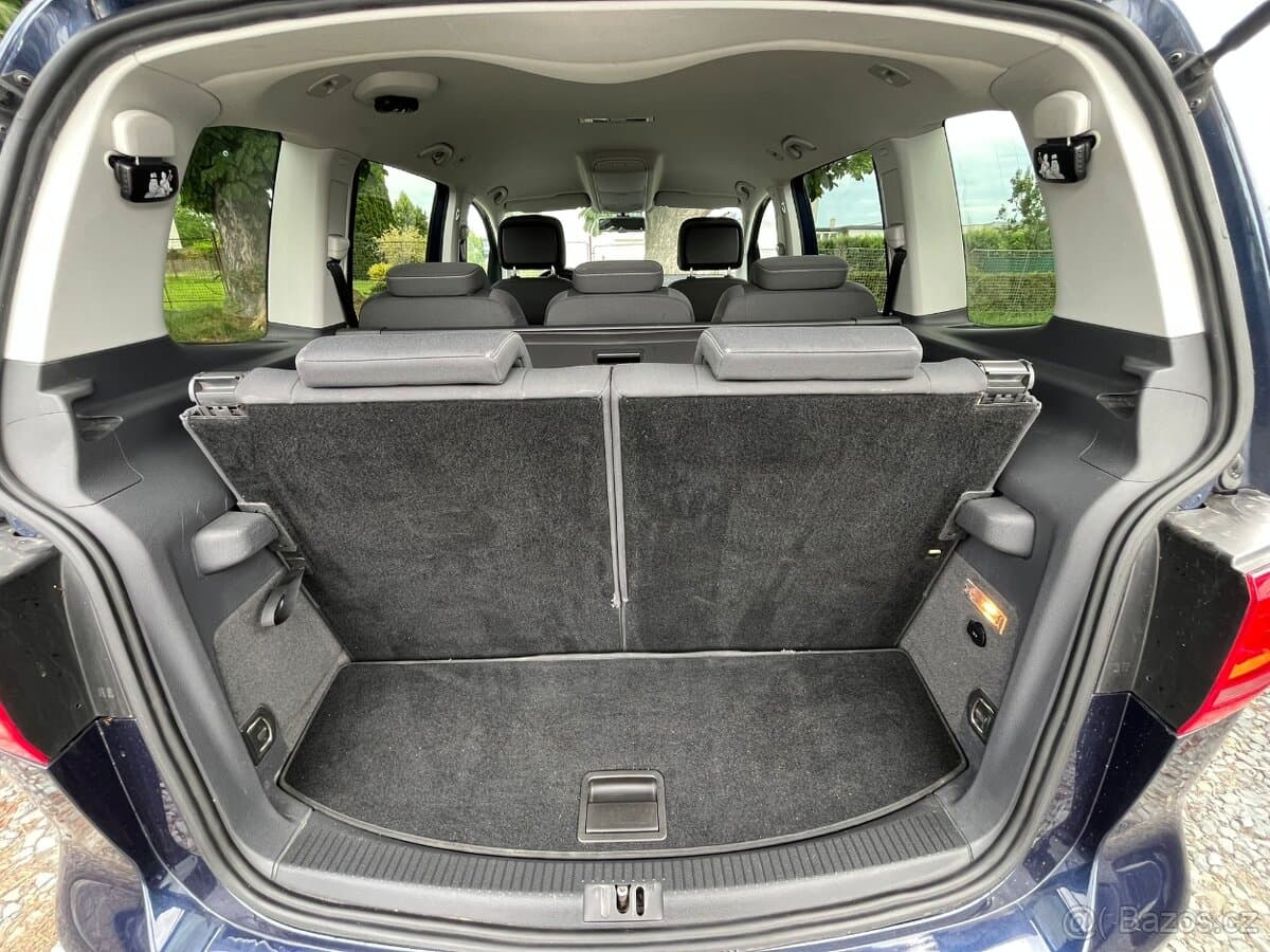 2012 Volkswagen TOURAN - 16